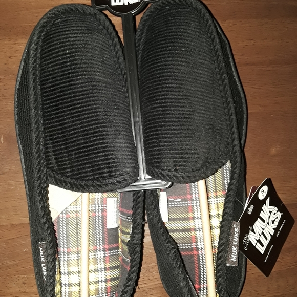Muk Luks Men Slippers Size 8-9 in Black - Picture 2 of 6